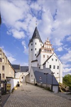 Schwarzenberg/Erzgeb. is a large district town in the Erzgebirge district of Saxony. Built in the