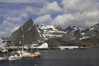 The fishing village of Sakrisoy, Lofoten, Norway, village, fishing village, Sakrisoy, Lofoten,