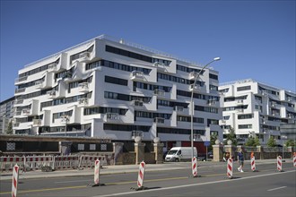 New buildings, Wave waterside living berlin, Stralauer Allee, Osthafen, Friedrichshain,