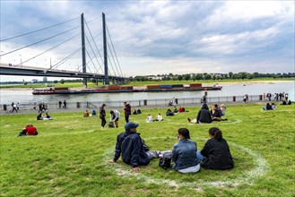 Düsseldorf on the Rhine during the corona crisis, corona circles, to comply with the distance