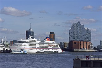 Europe, Germany, Hanseatic City of Hamburg, Elbe, Elbe Philharmonic Hall, Passenger Ship Europe,