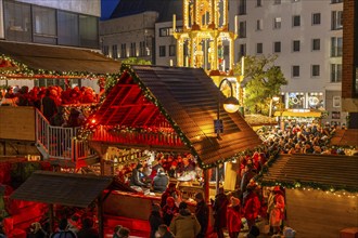 Christmas market at Roncalli Platz am Dom, in the city centre of Cologne, Sunday shopping in