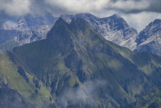 View from Wildengundkopf, 2238m to Höfats 2259m, Allgäu Alps, Allgäu, Bavaria, Germany, Europe