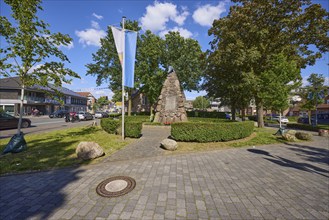 War memorial and Weseler Strasse in the Buldern district, Dülmen, Münsterland, Coesfeld district,