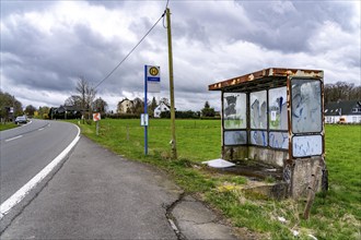 Old, dilapidated bus shelter on a country road, B 483, near Radevormwalde Landwehr, bus route 339,