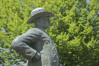 Memorial to Heinrich Hansjakob by sculptor Gerold Jäggle 2008, detail, writer, politician, pastor,