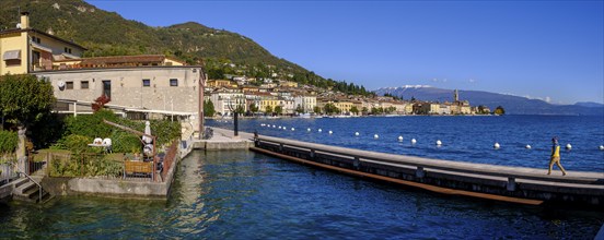 Lakeside promenade, Lungolago, lakeside promenade, Salo, Lake Garda, Lago di Garda, Lombardy,