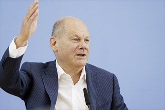 Olaf Scholz (SPD), Federal Chancellor, on his way to the Federal Press Conference, bpk, Federal