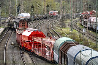 Goods train changing track at the Hagen-Vorhalle marshalling yard, one of the 9 largest in Germany,