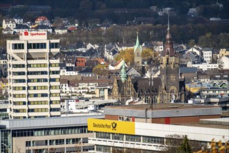 View over Wuppertal, to the north, city centre district Elberfeld, view over Nordstadt to