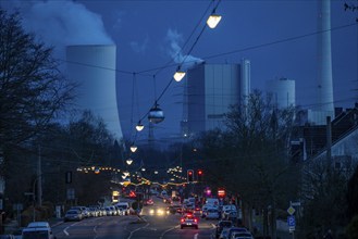 Cooling tower of the Herne combined heat and power plant, STEAG, 130 metres high, view along