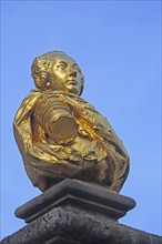 Monument to Johann Sebastian Bach at the Karl-Wilhelm-Friedrich-Fountain, golden, bust,