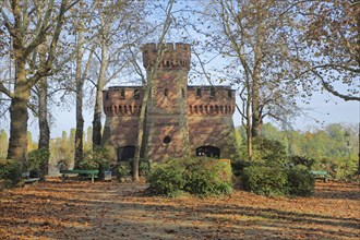 Fortification Caponniere built 1887, Caponniere, Tower, City fortification, Feldbergplatz,