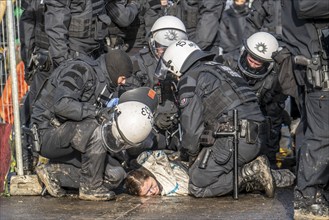 Beginning of the eviction of the Lützerath hamlet, camp of climate activists and squatters, at the