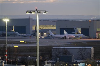 Cologne Bonn Airport, Bmvg Air Force, Hangar, Leave, Airbus