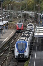 S-Bahn station Wuppertal-Elberfeld, platforms, local train, Wuppertal, North Rhine-Westphalia,