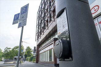 E-charging station in new smart poles, intelligent street lamps, test run, EON and the city of