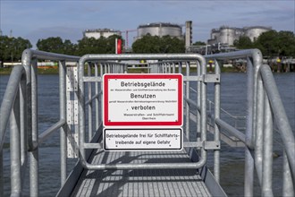 Notice board, Use prohibited, BASF, Lugwigshafen am Rhein, Industrial area, Landing stage,