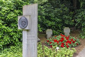 Grave of Gustav W. Heinemann, former Federal President, at the Park Cemetery in Essen-Huttrop,