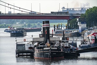 Vincke Canal, cargo ships, museum ships, harbour district Duisburg-Ruhrort, North Rhine-Westphalia,