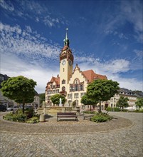 Art Nouveau town hall and Wettin fountain, market square, Waldheim, Saxony, Germany, Europe