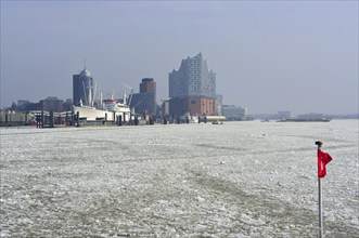 Germany, Hamburg, Elbe, Elbe Philharmonic Hall concert hall, ice on the river, Europe