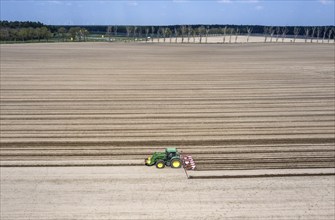 Aerial view, tractors sowing sunflower seeds, Thyrow, 21.04.2023