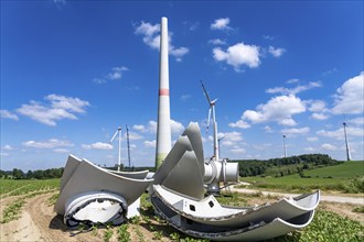 Repowering of a wind farm, near Brilon-Radlinghausen, 2 old turbines are demolished, rotors and