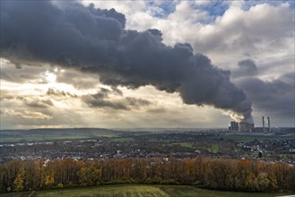 Long smoke, water vapour plume of the Weisweiler lignite-fired power plant of RWE Power AG in