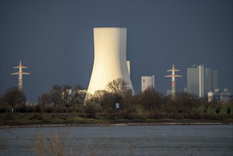 Cooling tower of the Duisburg-Walsum coal-fired power station, on the Rhine, operated by STEAG and