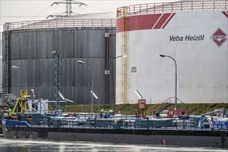 Refinery of Ruhröl, BP Gelsenkirchen, today BP Refining & Petrochemicals GmbH, tanks and operation