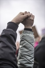 150, 000 people gather around the Bundestag in Berlin to build a human wall against the shift to