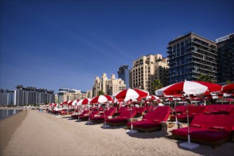 Hotel NH Collection, Hotel Fairmont The Palm Jumeirah, Palm Couture Residences, behind Hotel The