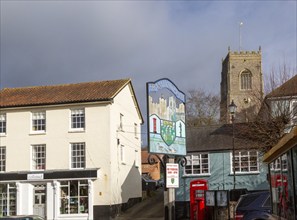 Historic buildings, church and town sign, Framlingham, Suffolk, England, Uk