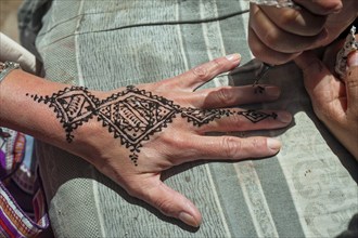 Traditional Moroccan hand tattoo, henna, tattoo, craft, tradition, traditional, oriental, arabic,