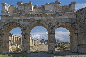 Ancient city of Hierapolis, Pamukkale, Denizli, UNESCO World Heritage Site, Anatolia, Turkey, Asia