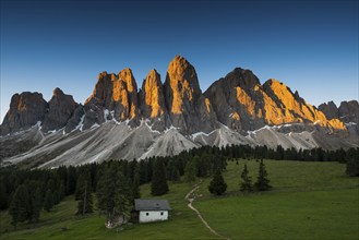 Sunrise, Glatschalm, Geislerspitzen, Villnöss Valley, Sass Rigais, Dolomites, South Tyrol, Italy,