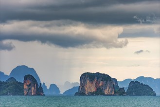 Phang Nga bay near Koh YaoNoi, seascape, seascape, nature, natural landscape, mountains,