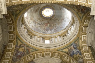 Interior view, dome of St Peter's Basilica, San Pietro in Vaticano, Basilica of St Peter in the