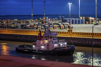 Container terminal in the seaport of Bremerhaven, Eurogate Container Terminal, Nordschleuse,