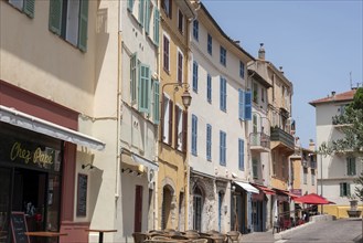 Colourful houses in Cannes, Provence-Alpes-Côte d'Azur, France, Europe