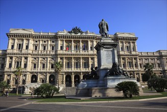 Palazzo di Giustizia, Palace of Justice, Prati district on the banks of the Tiber, Rome, Italy,