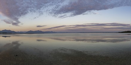 Sunrise at Lake Chiemsee, Chiemgau, Bavaria, Germany, Europe