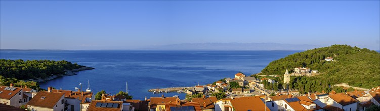 Sveti Martin Bay, Mali Losinj, Losinj Island, Kvarner Gulf Bay, Croatia, Europe