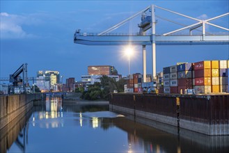 Port facilities, container terminal of DCH Düsseldorfer Container Hafen GmbH, Neuer Zollhof