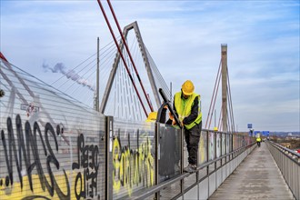 Dismantling, demolition of the old A1 bridge near Leverkusen, noise barriers, next to it the new