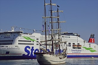 Europe, Germany, Schleswig-Holstein, Kiel, state capital, Baltic Sea, harbour, Hörn, windjammer