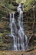 Klidingen waterfall in autumn, Vulkaneifel, Rhineland-Palatinate, Germany, Europe