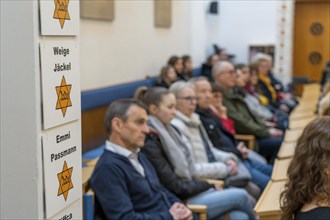 Suitcase march in Recklinghausen, for the 2nd time over 500 people walk through Recklinghausen,