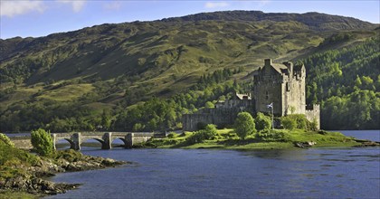 Eilean Donan Castle in Loch Duich, Ross and Cromarty, Western Highlands of Scotland, UK